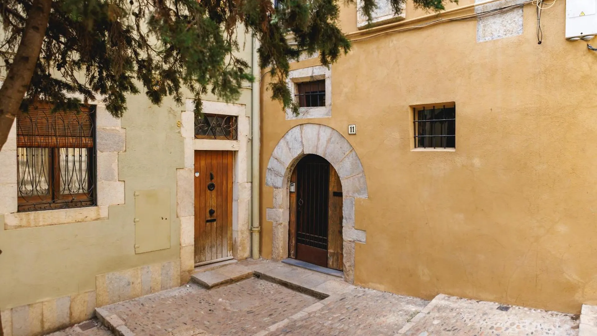 Apartamento Bravissimo Girona 1593, Medieval Charm