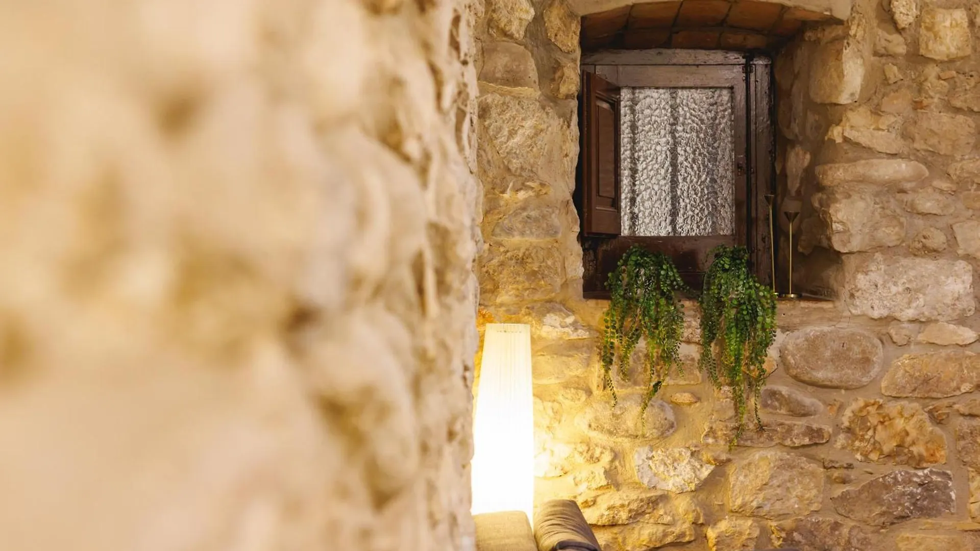 Bravissimo Girona 1593, Medieval Charm Apartment
